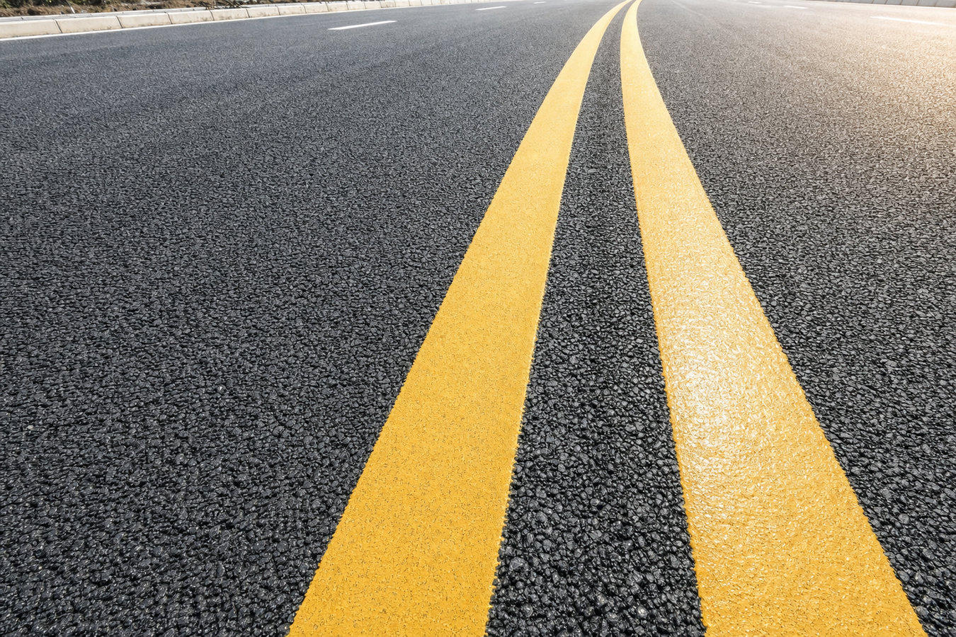 Asphalt paving